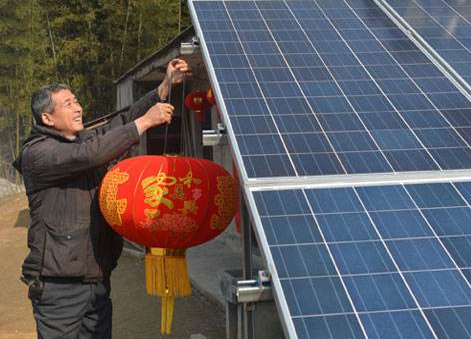 江蘇師寨鎮通過光伏食用菌產業助農脫貧