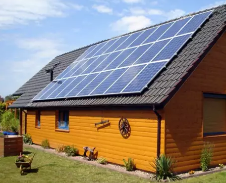 炎炎夏日將至,太陽(yáng)能光伏板讓你清涼一“夏”