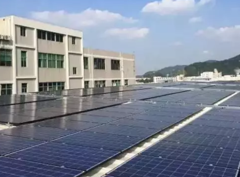 1個(gè)光伏電站=5畝田地，1塊板解決全村人致富問題！