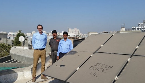 污染可能導致太陽能電池板發電效率降低25%