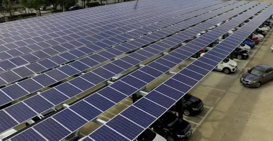 “光伏發電+停車場“亮相安徽全椒
