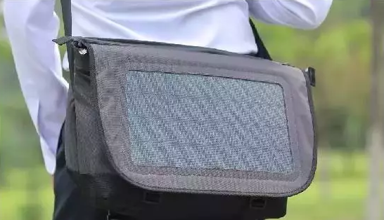 你看這些地方都裝上光伏電站，每年能省一半電費！