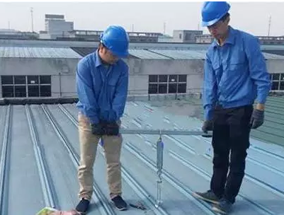 如何做拉拔實驗保證光伏組件不被吹翻？