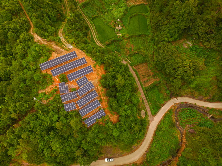浙江縉云扶貧出啥妙招？光伏電站讓偏遠山村荒地也能生出錢
