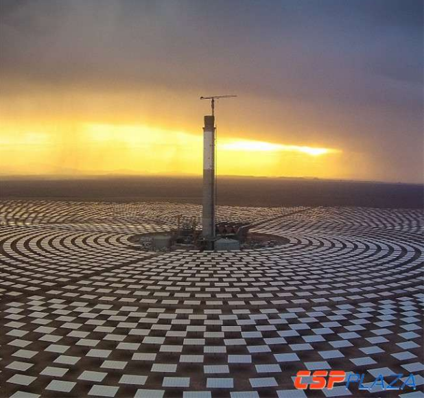 迪拜700MW電站一塔三槽 7.3美分/kWh超低電價何以產生?