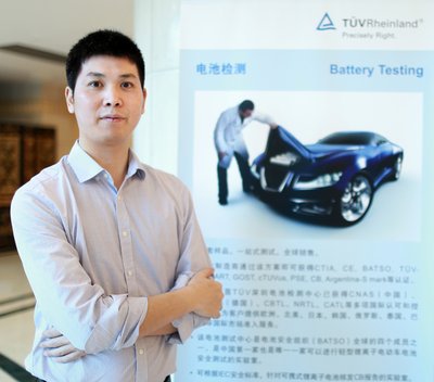 李衛(wèi)春圍繞儲(chǔ)能商業(yè)化實(shí)踐,就“PV+ESS”服務(wù)模式進(jìn)行了主題演講