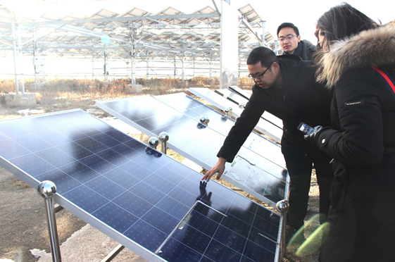 同煤集團踐行能源轉(zhuǎn)型 新能源發(fā)電項目獲2018清潔能源推廣周走訪團好評