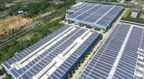 坡屋頂、平屋頂、彩鋼瓦屋頂光伏系統安裝方式詳解