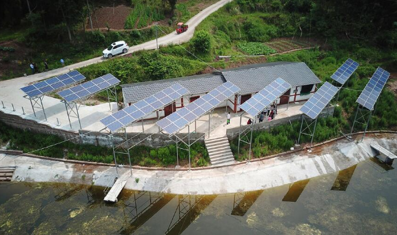四川廣安區：貧困村有了首個光伏發電站