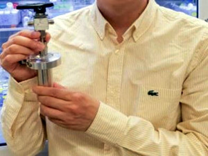 美國成功研發新型水基錳氫電池有望成為電網級儲能系統