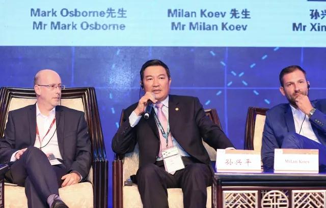 舒樺、朱戰軍、孫興平SNEC對話全球光伏領袖