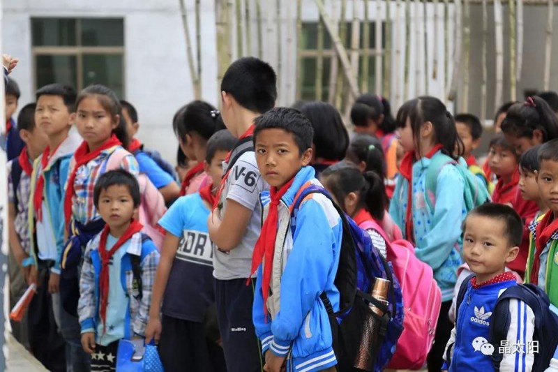 精彩不斷，三晶“智能雙生態(tài)”在SNEC光伏展大放異彩！