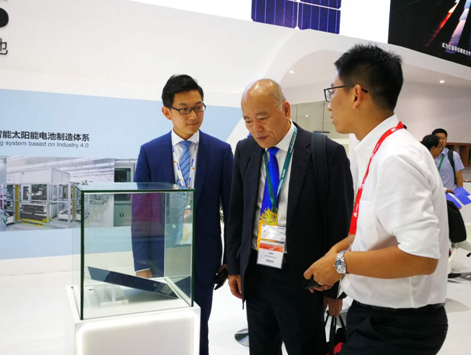 愛旭半片、疊片電池助力平價上網