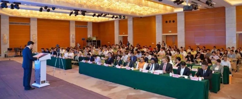 無錫會展業發展推介會暨CREC十周年新聞發布會在滬召開