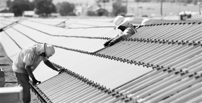 征稅“后勁”初顯 項目“擱淺”影響大 美太陽能就業市場面臨萎縮