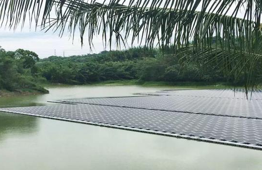 陽光電源漂浮系統化身“浮堅強”,安全度過枯水期與臺風期