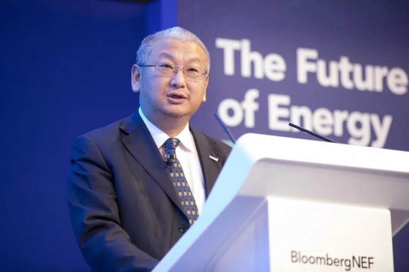 隆基總裁李振國出席彭博倫敦峰會:光伏的前景會遠超每年1000GW的市場規(guī)模