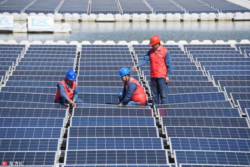 安徽天長：首個水上漂浮式光伏電站建成發電