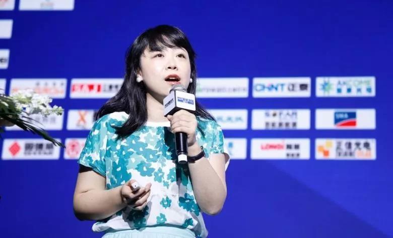 光伏市場大浪淘沙 彭澎帶你分析2019年行業政策與趨勢