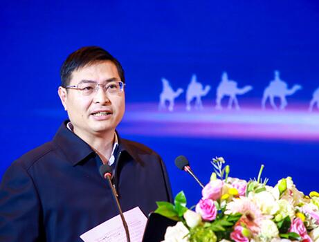 江蘇發改委處長丁夕平：全省光伏相關企業超600家 產值近4000億元