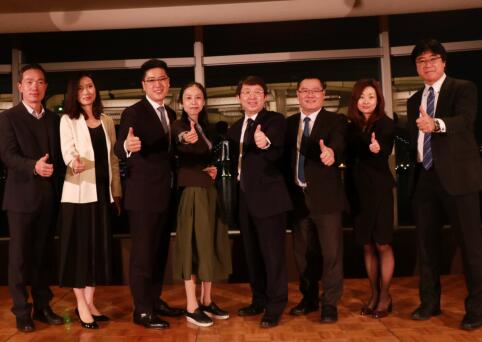 杜邦光伏解決方案攜手晶科能源 推出采用透明背板的高效雙面發電組件