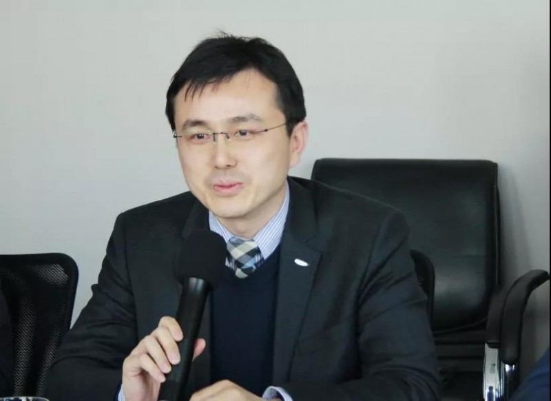 鑒衡向陽光電源、華為、禾望頒發國內首批逆變器新能標認證證書